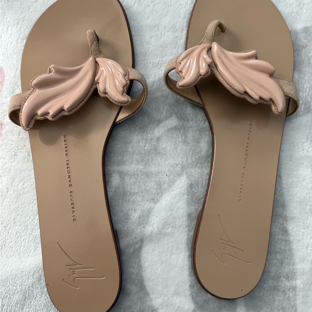 Giuseppe Zanotti Nude Leaf-Detail Sandals - Picture 4 of 5
